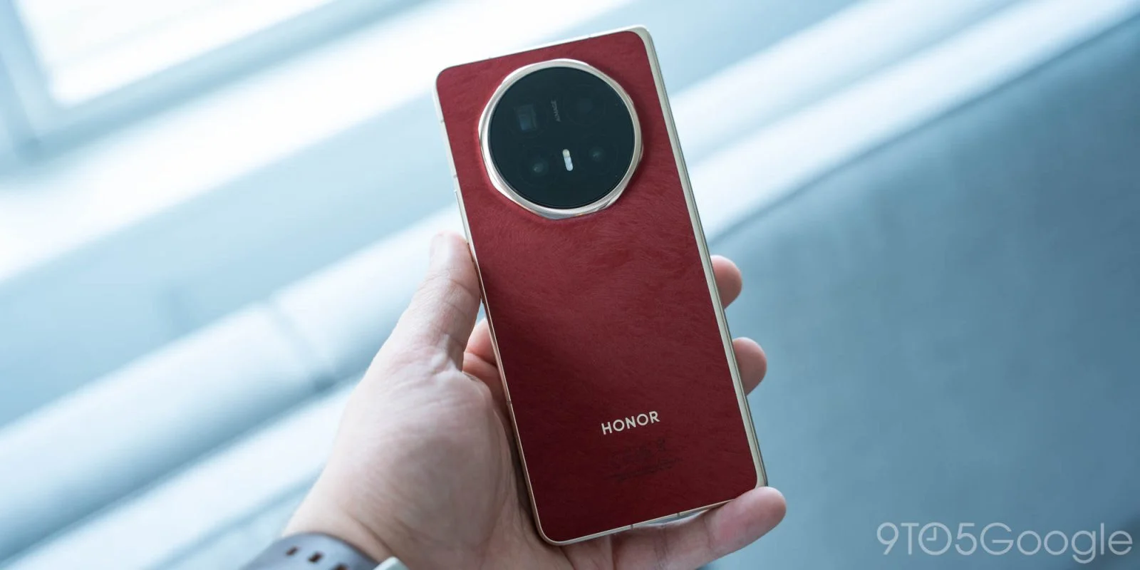 Honor Magic V6 beats Galaxy Z Fold 7 not by being thin, but with a 6,660 mAh battery [Gallery]